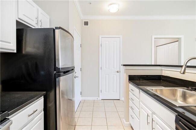 Photo - 903 Providence Pl