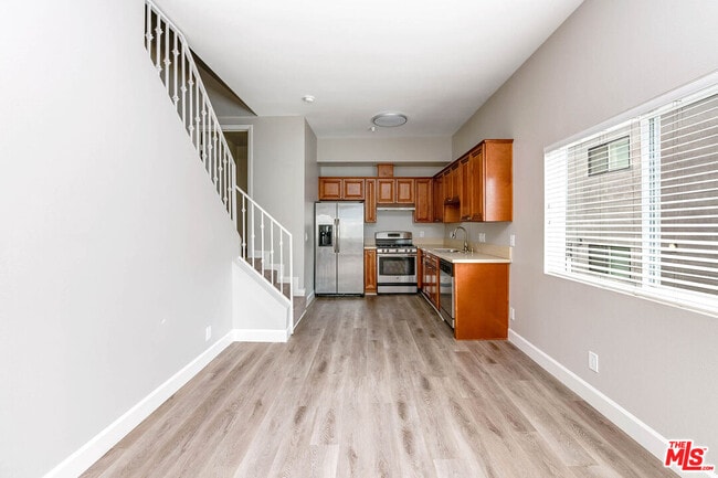 Photo - 14735 Friar St Unit 105