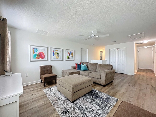 Photo - 9024 Shadow Mountain St Unidad SI ID1061306P