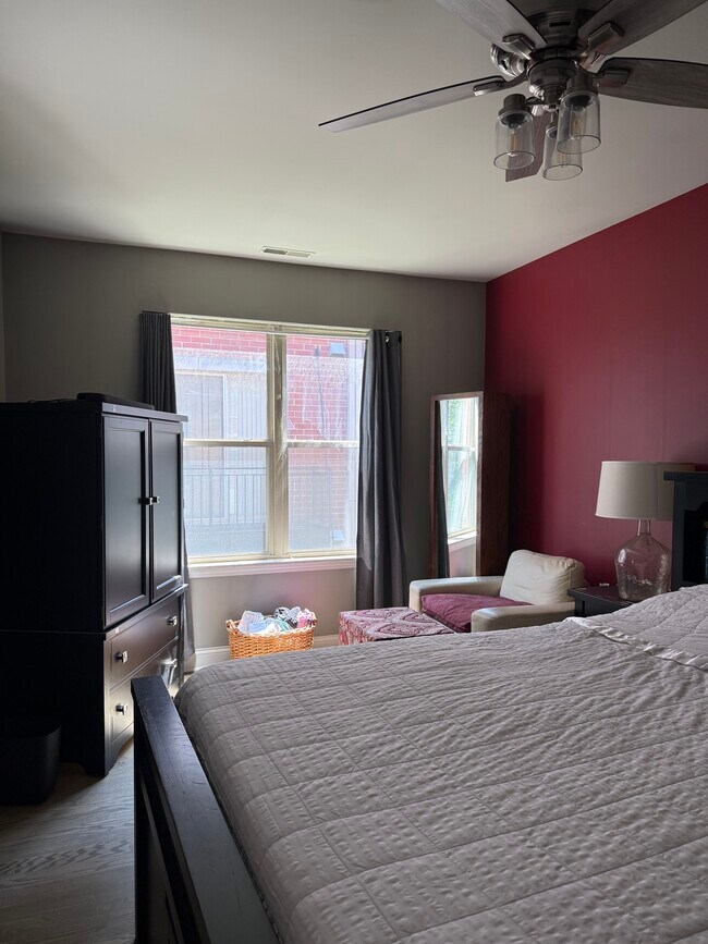 Photo - 757 W Eastman St Unit 757