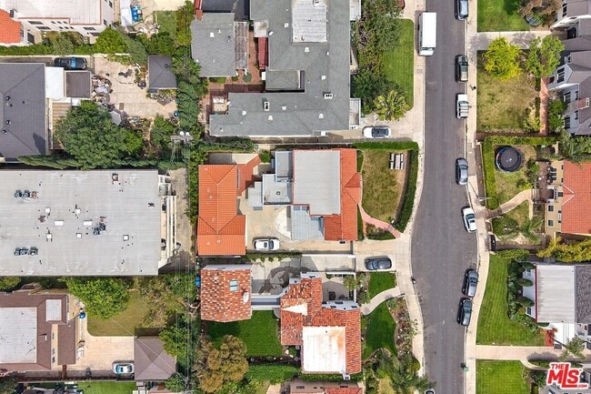 Photo - 823 Lorraine Blvd