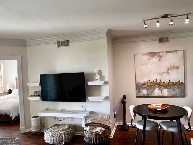 Photo - 275 13th St NE Unidad APT 1109