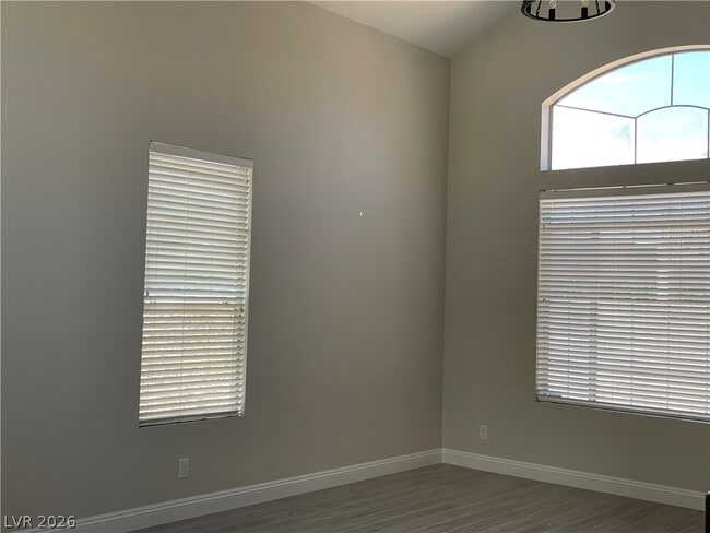 Photo - 7832 Blue Eagle Way