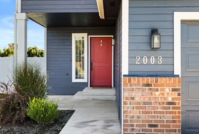 Photo - Non-Refundable & Security Deposit Total: $2600.00