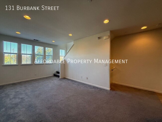 Photo - 131 Burbank St