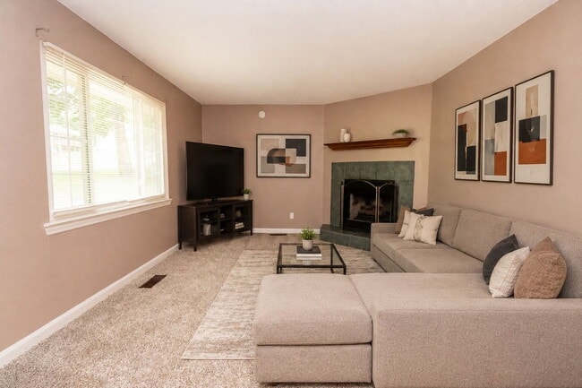 5428 Country Village Dr
