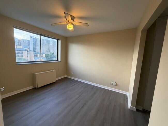 215 Piedmont Ave NE Unit 605