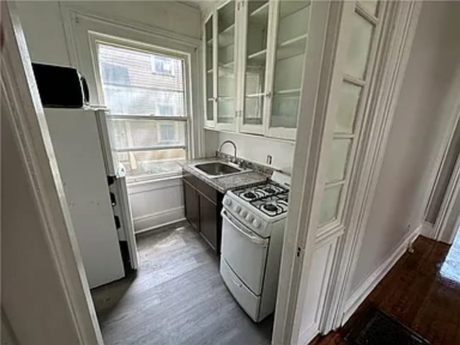 Photo - 525 Averill Ave Unidad #3 Down