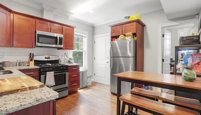 Photo - 47 Beech Glen St