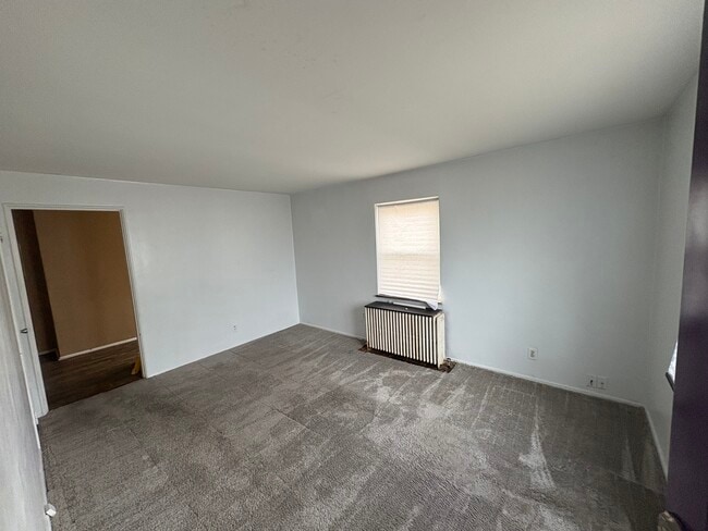 Photo - 14 W Victory Dr Unit B