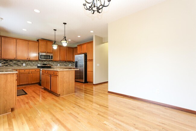 Photo - 16549 Dodd Ln