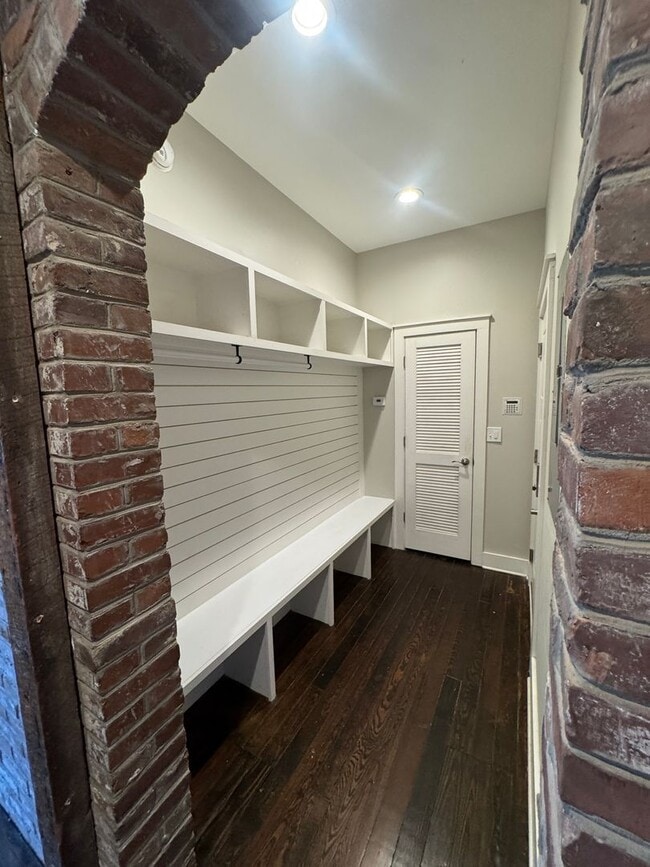 Photo - 201 East Fifth Street-201 Unidad 201