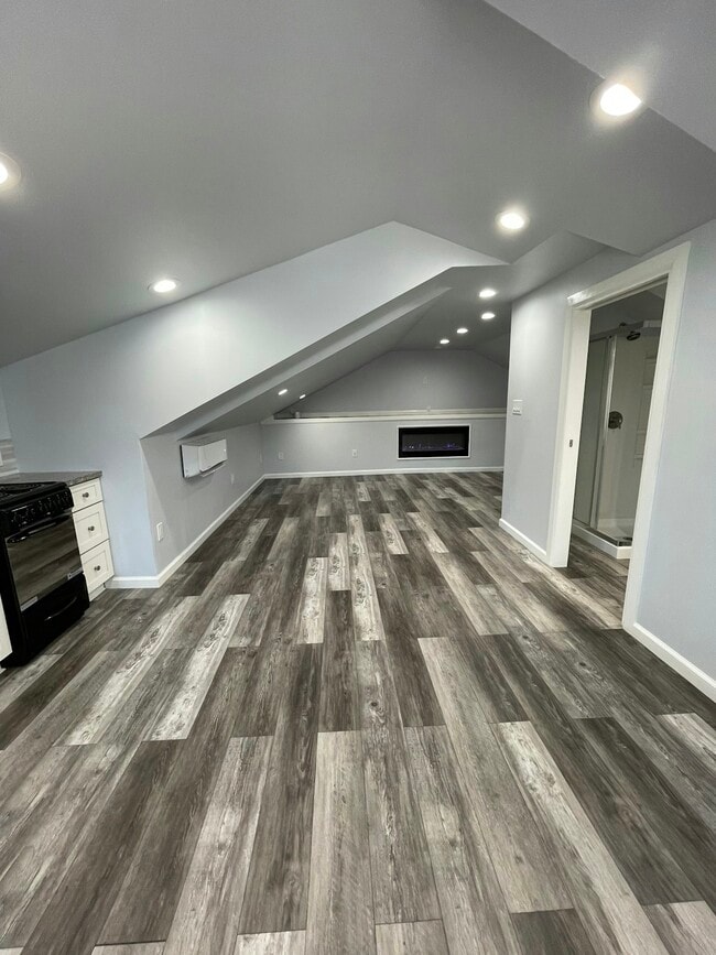 Photo - 1615-1617 D St, Unit 1617D