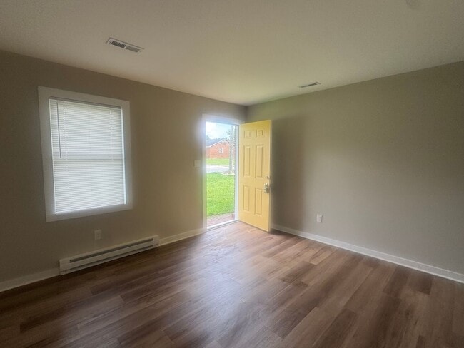 Photo - 100-104 Ligustrum Ct Unit 100