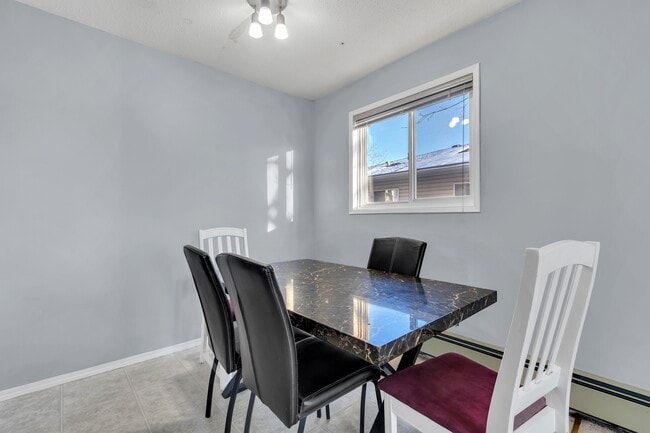 Photo - 10609 102 St Unit 201