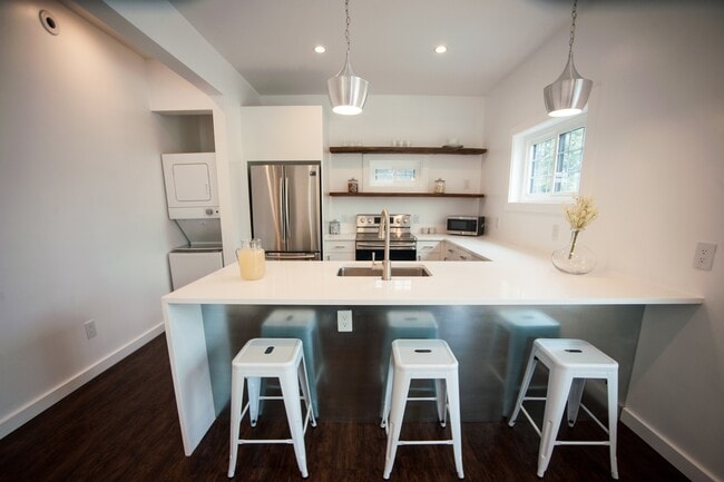Building Photo - Campus Prime Rental