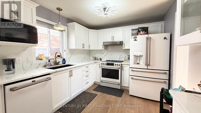 Photo - 197 Baxter St