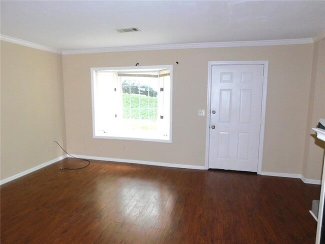 Photo - 192 High Creek Dr
