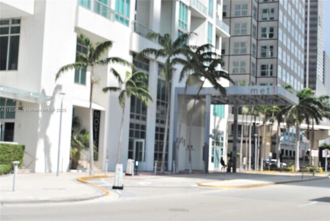 Photo - 300 S Biscayne Blvd Unit T-2802