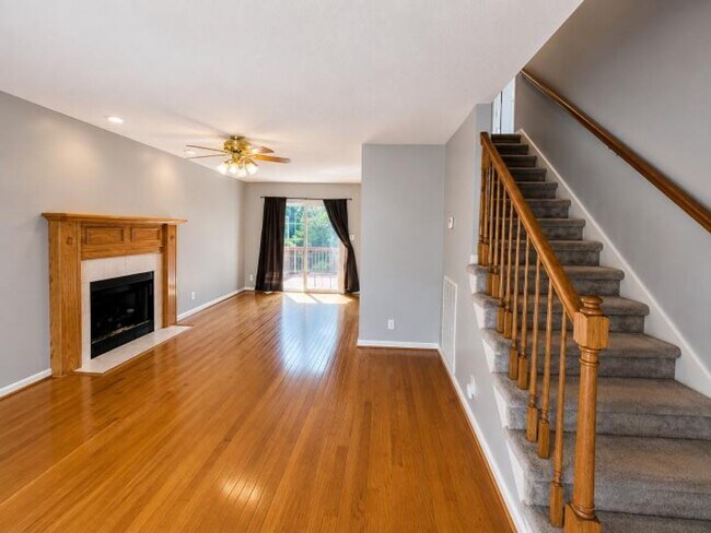 1034 Persimmon Ct