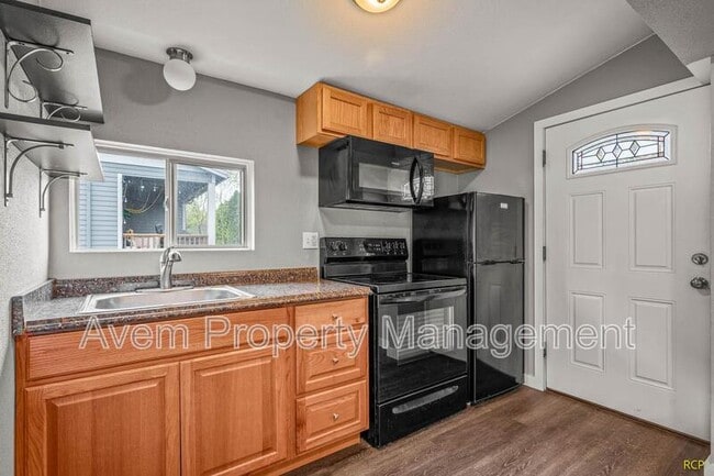 Photo - 4221 SE 52nd Ave