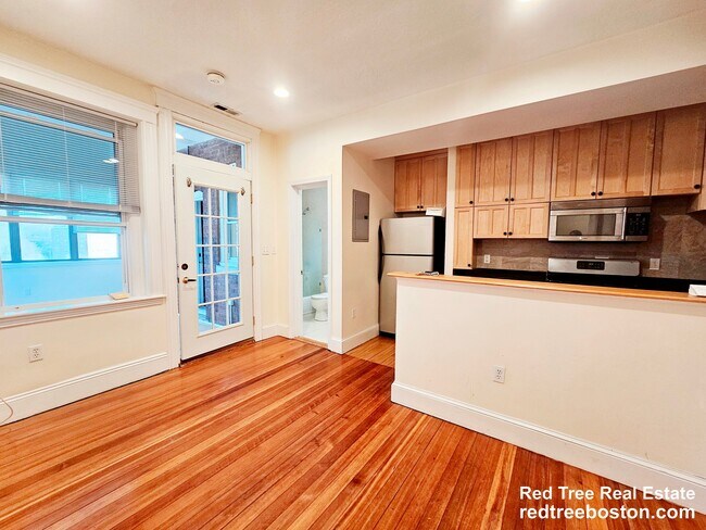191 Winthrop Rd Unit 4