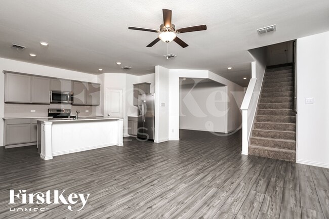 Photo - 5213 Idlewood Trail