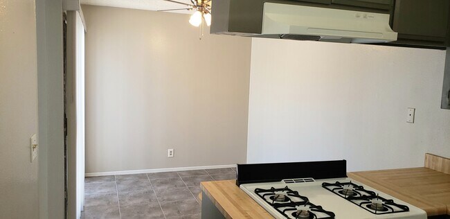 Photo - 16682 Dolores Ln Unit 3