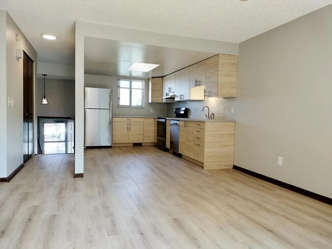 Photo - 309 Zeta St Unit 3