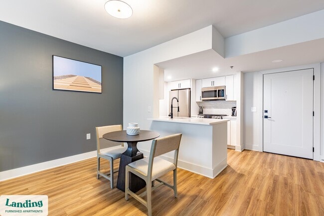 Building Photo - 1221 S Eads St Rental
