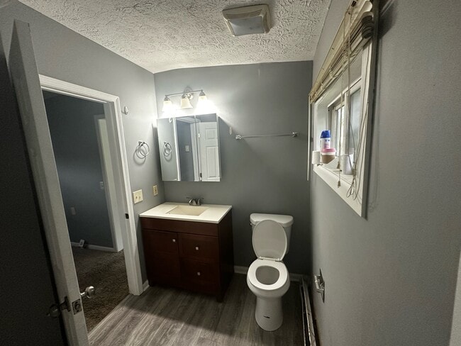 Photo - 332 Lake Rd Unit Cozy 1 bedroom apartment