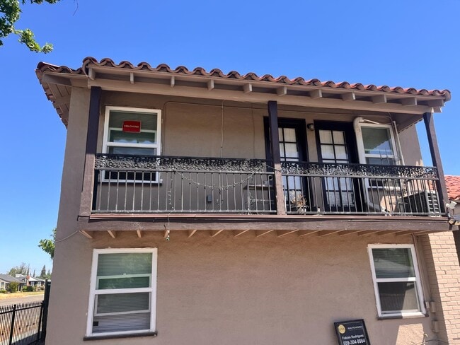 Photo - 640 W McKinley Ave House