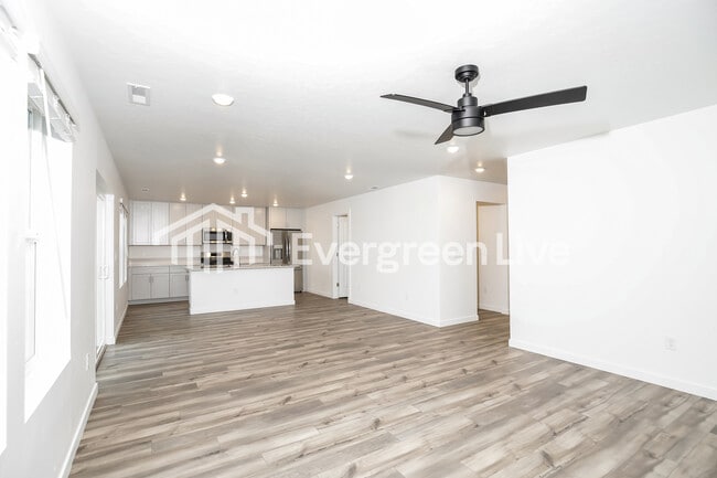 Photo - 15162 Nimbus Way