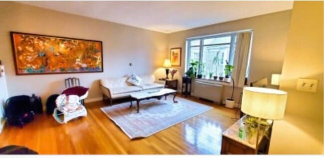 Building Photo - 573 Washington St Unit 19