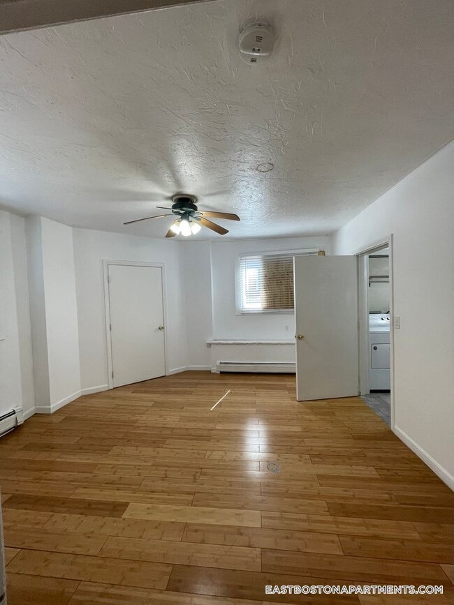 Photo - 241 Maverick St Unit 1