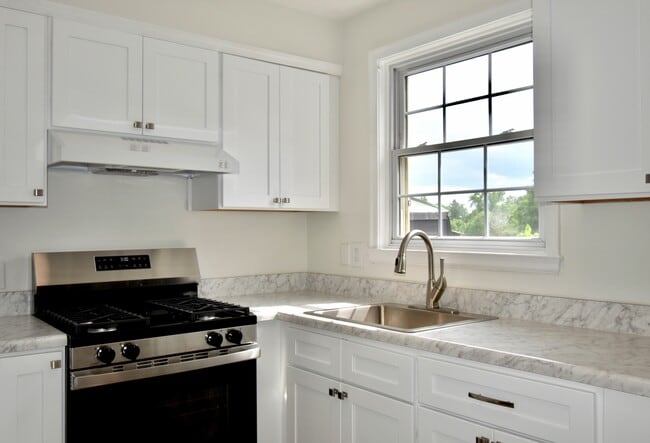 Plano de planta K-KR - 1 dormitorio, 1 baño - Cocina recién remodelada - Dutch Village Apartments