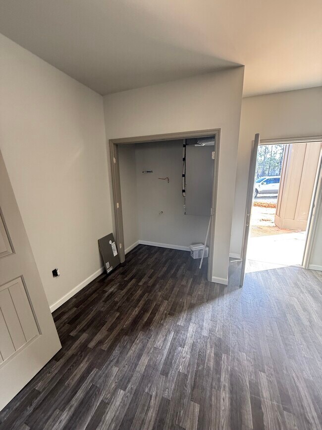 Photo - 1604 Lankford Dr