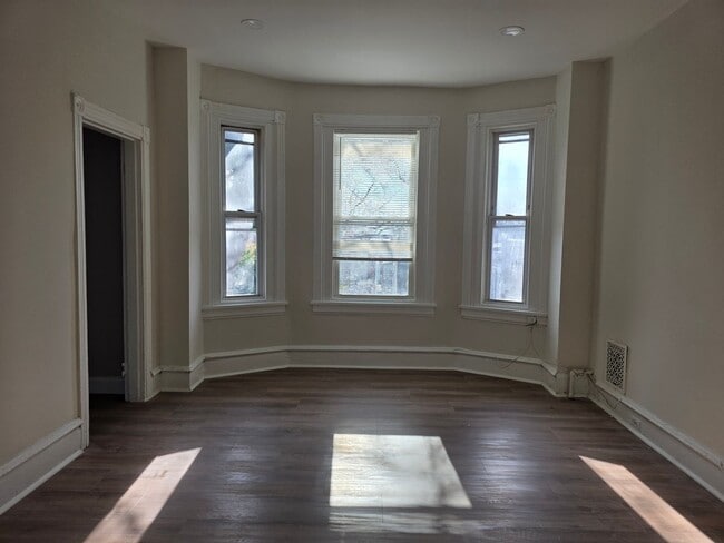 Photo - 416 N Broom St Unit B