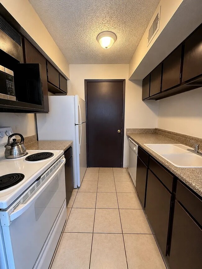 Photo - 12480 Abrams Rd Unidad 2625