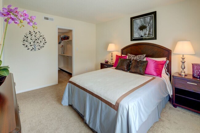 Chapel Lake Apartments