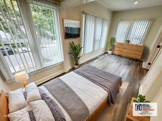 Photo - ***1 Bed 1 Bath apartment in the most desi... Unidad #86-4 N Catalina