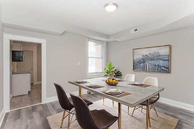 Photo - 1814 E 30th St