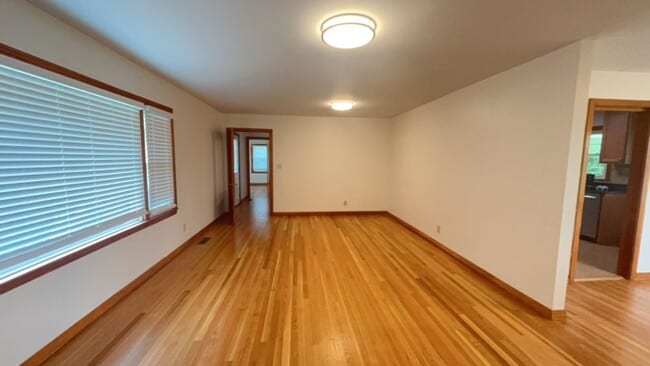 Photo - 1400 McClung Ave SE