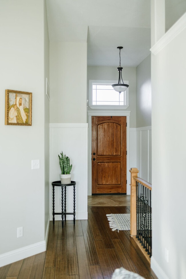 Photo - 1891 Kinghorn Rd