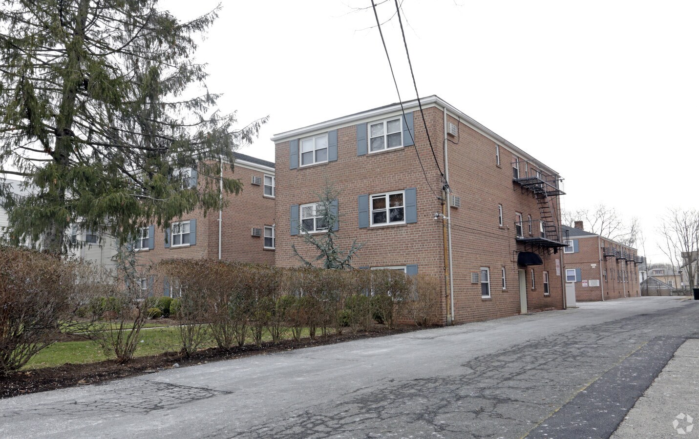 Photo - Montclair Mews