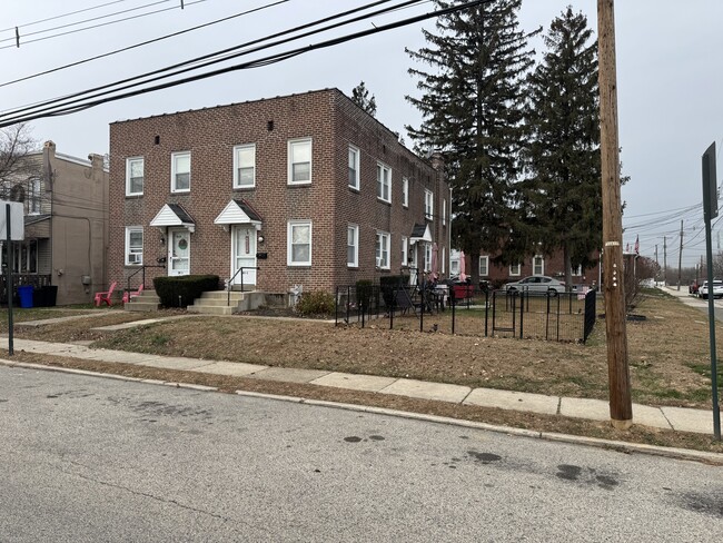 59 Fairview Rd Unit 59 Fairview Ave   Apt 2