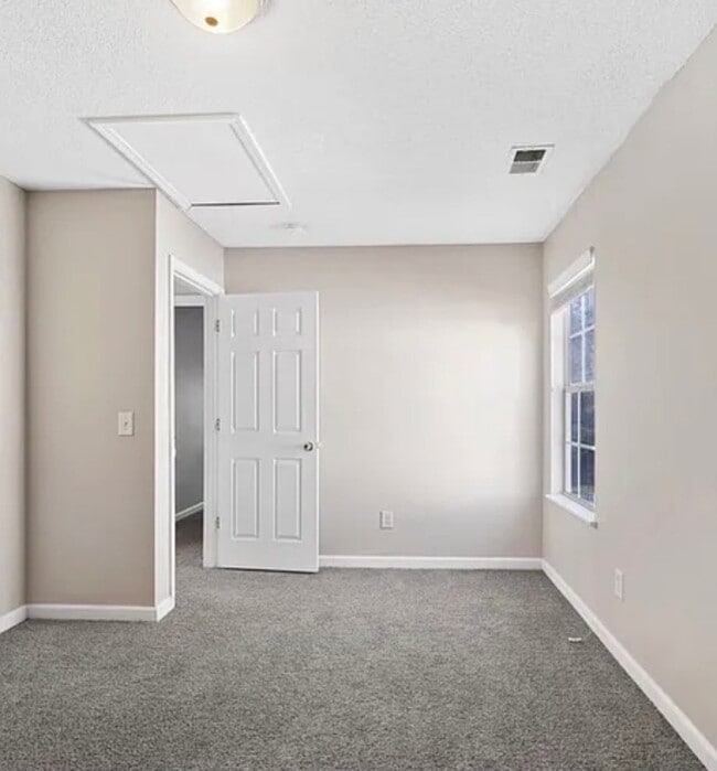 Photo - 116 Cottage Lake Way