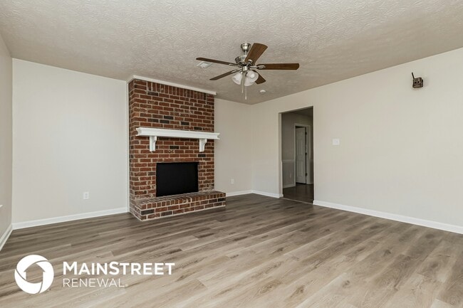 Photo - 155 N Hampton Dr