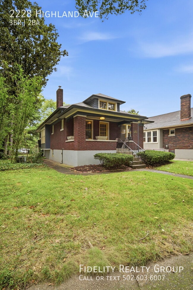 2228 Highland Ave