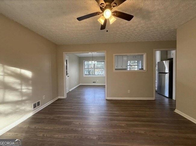 Photo - 7016 Adel Ln